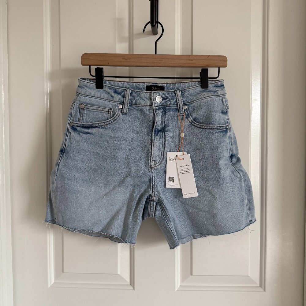NWT Quince Bella Stretch Vintage Shorts, Size 28